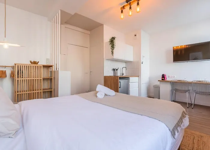 Charming St Michel Lille