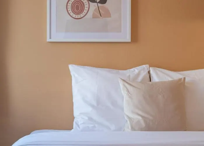 Apartment Charming St Michel